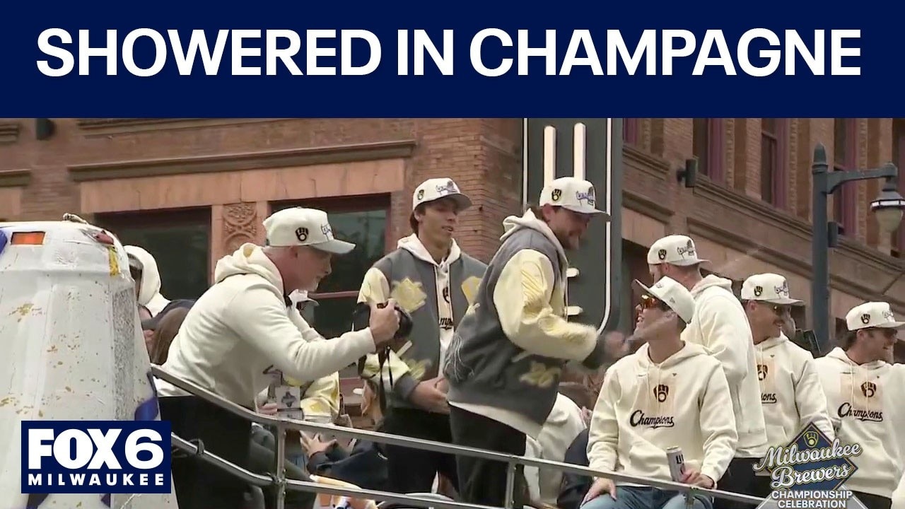 Milwaukee Brewers shower fans in champagne at championship parade — Caledonia Community news